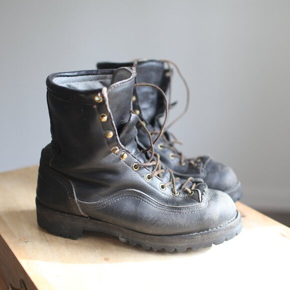 Danner Other - Danner black leather fringe lace up work boots men 9.5